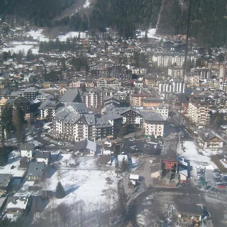 아파트 T2 Centre Balcon Vue Mont Blanc 샤모니